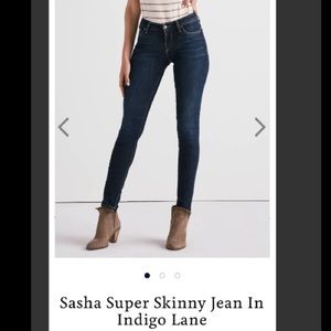 Sasha Super Skinny Mid Rise Legging Jean